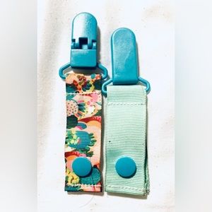 Succulent tubie IV feeding oxygen tube clips